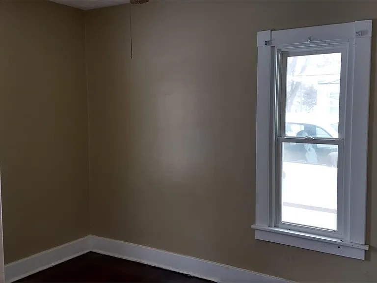 1736 N Irving St — Photo 7