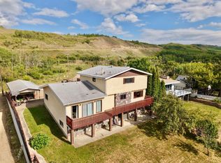 10839 W 103rd St, Peace River, AB T8S1K4