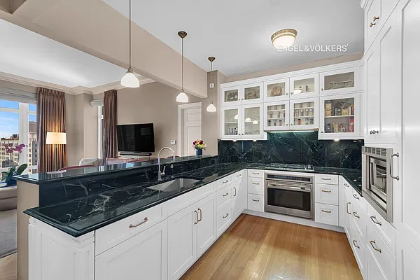 Kitchen, photo 1