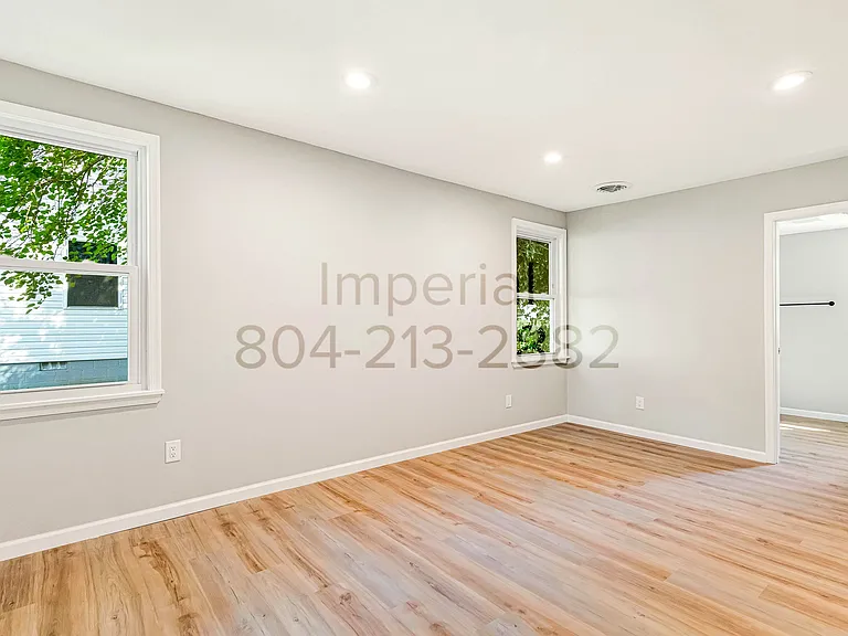 4261 Sheffield Rd — Photo 8