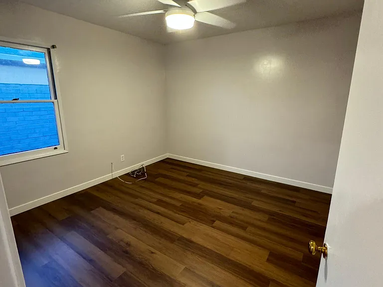 Sierra Ave — Photo 17