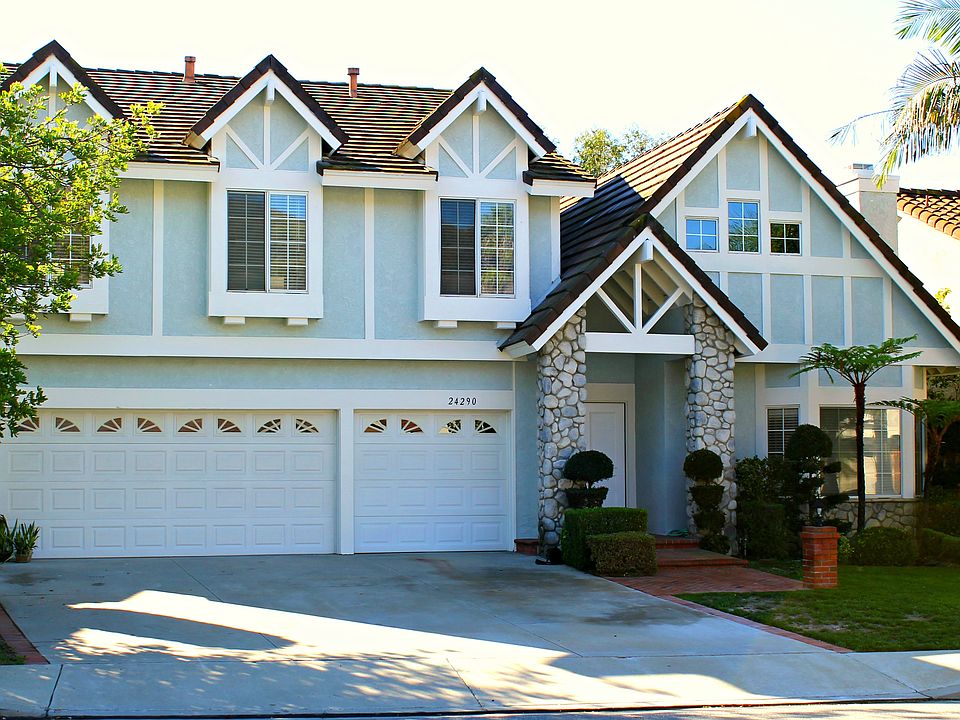 1st image of 24290 Breckenridge Ct