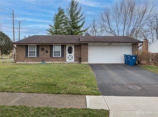 7994 Rustic Woods Dr, Dayton, OH 45424