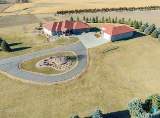 48052 260th St, Brandon, SD 57005