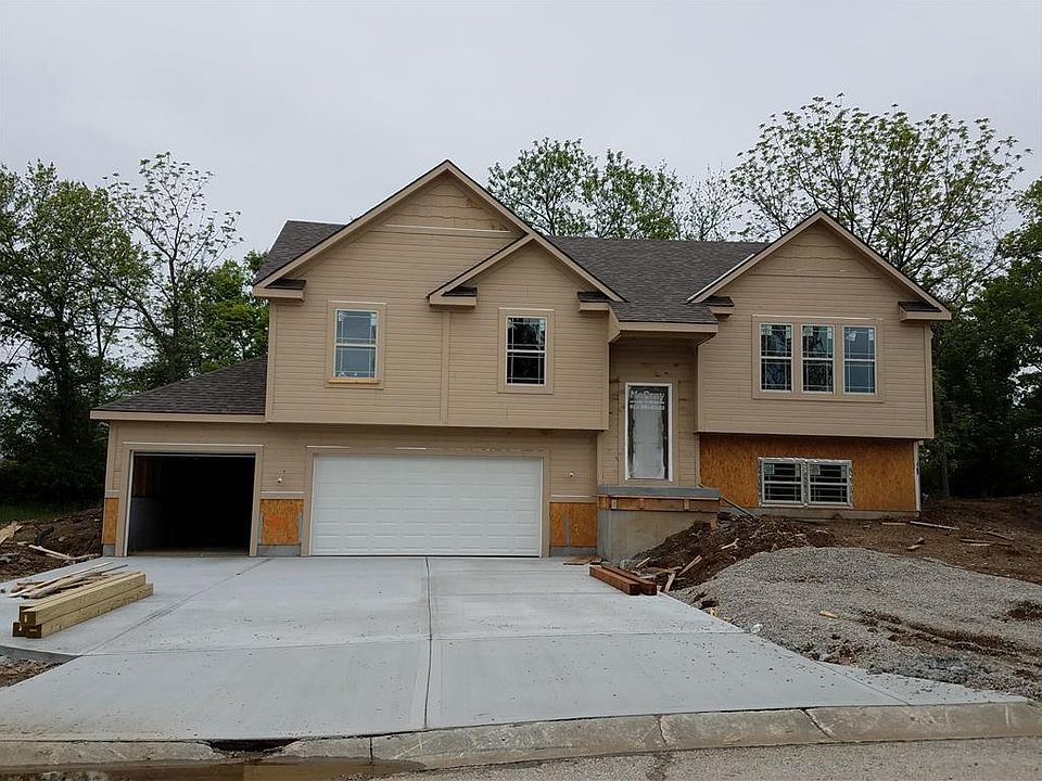 1st image of 6809 Larson Ave