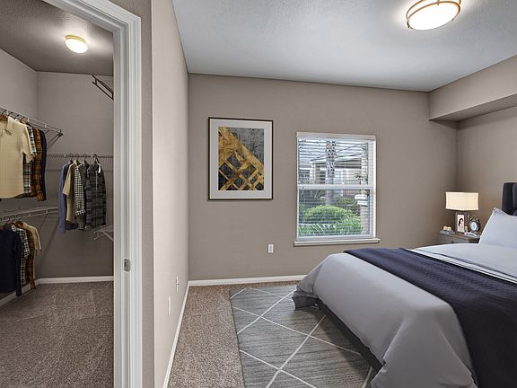 5th image of 40 Park City Ct #7204