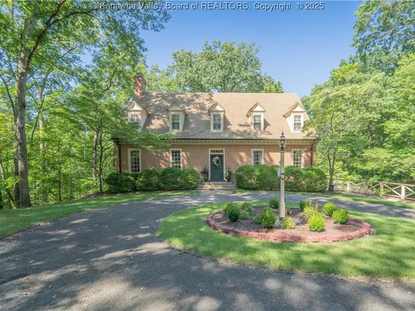 1521 Stonehenge Rd, Charleston, WV 25314