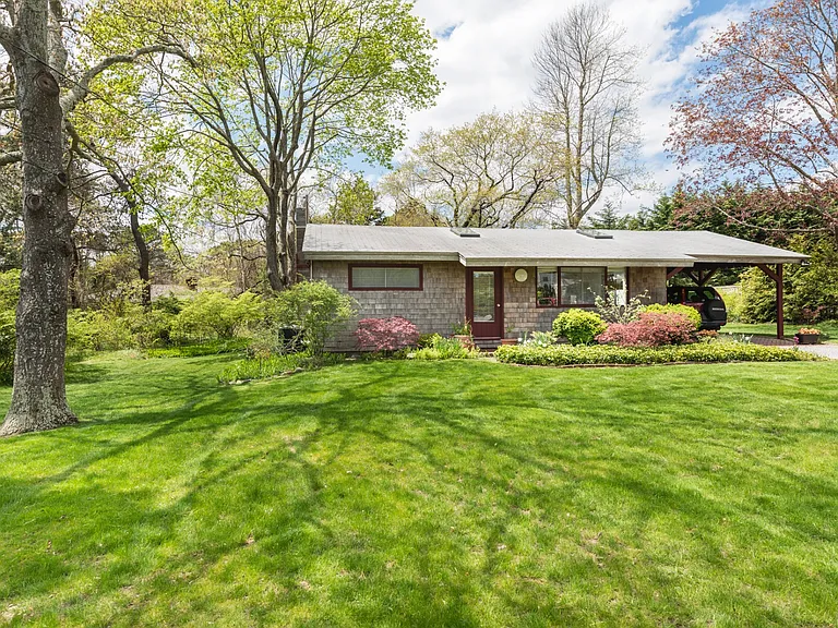 1 Gegan Dr — Photo 13