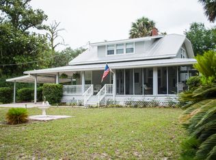 200 Worcester Rd, Pomona Park, FL 32181