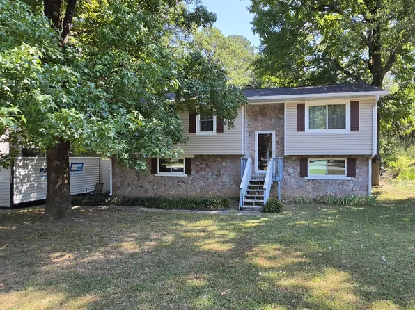 6326 Celtic Dr, Chattanooga, TN 37416
