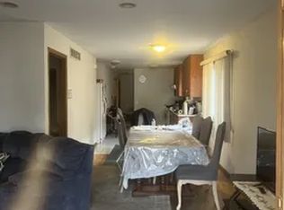 13439 S Brandon Ave, Chicago, IL 60633