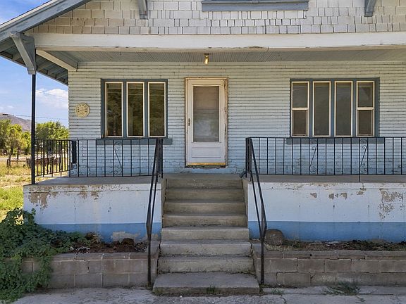 4th image of 84 E Main St