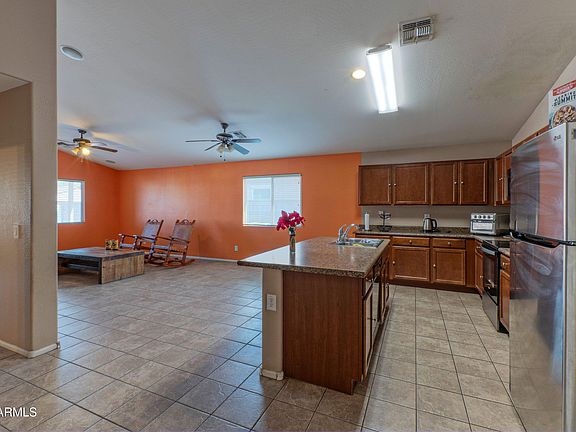 5th image of 8750 W KINGMAN Street