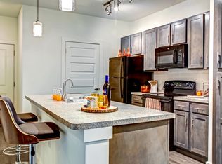 1225 Country Club Rd, Lake Charles, LA 70605