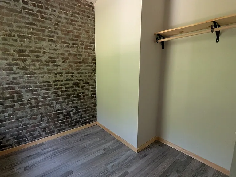 295 Congress St — Photo 6