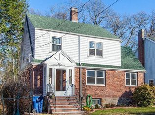 19 Morey Rd, West Roxbury, MA 02132