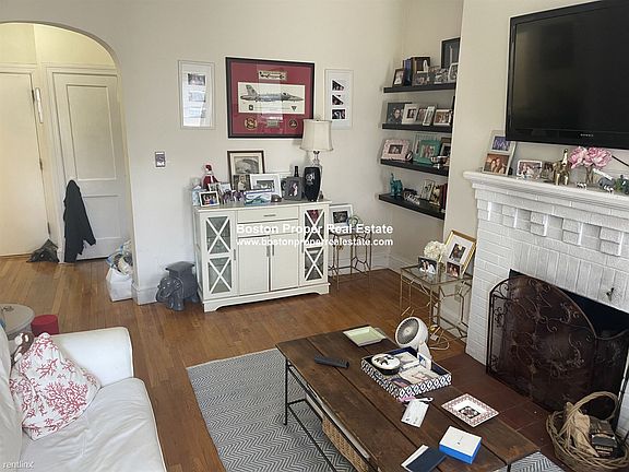 456 Beacon #9 Boston - Back Bay Unit Photo 5 (1)