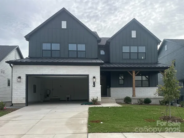 322 Linda Carol Ln, Tega Cay, SC 29708