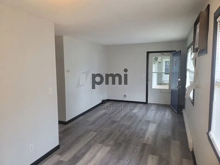 1301 Mitchem Dr #1 — Photo 6