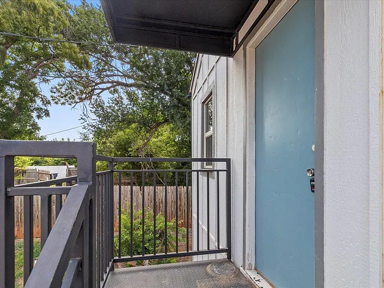 4610 N Classen Blvd #1/2 — Photo 10