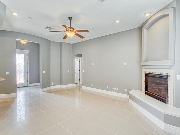 5th image of 5811 London Dr
