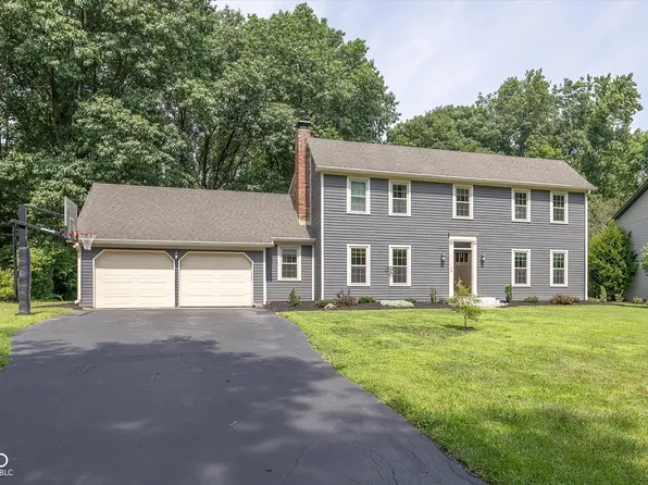 220 Redwood Cir, Noblesville, IN 46062
