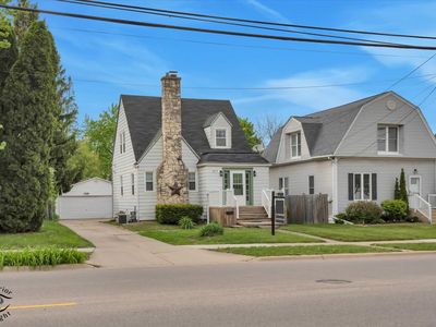 617 Dekalb Ave, Sycamore, IL, 60178