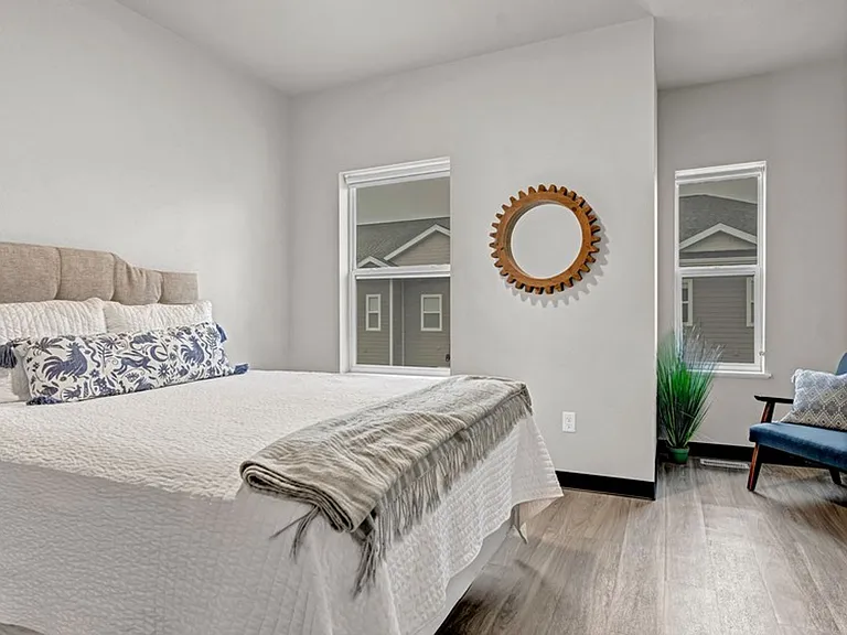 Pinnacle Villages - Waverly — Photo 11