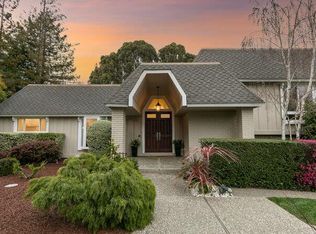 1055 Woodland Dr, Hillsborough, CA