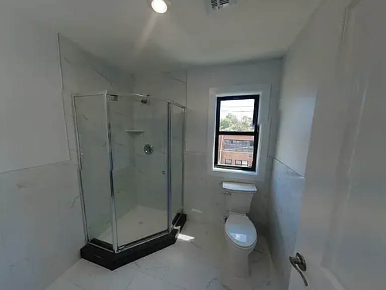 182 Carroll St #403 — Photo 7
