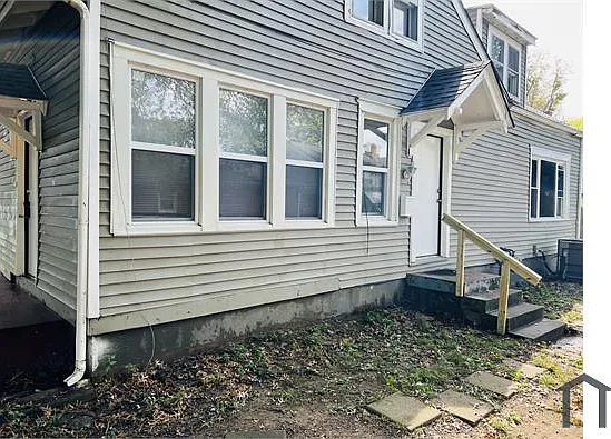 653 Curry Ct — Photo 1