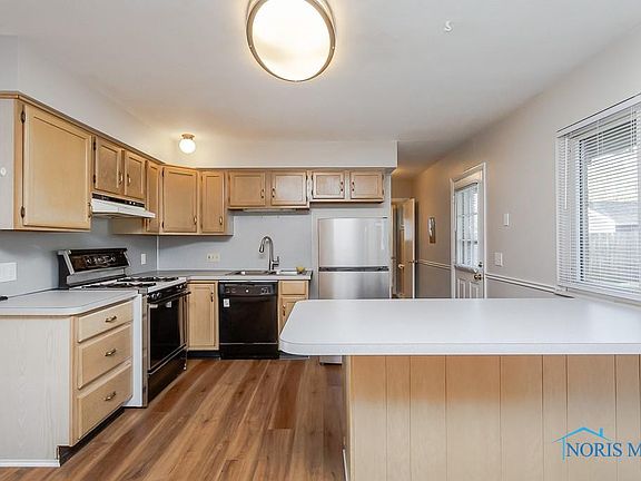 4th image of 5605 Vail Ave