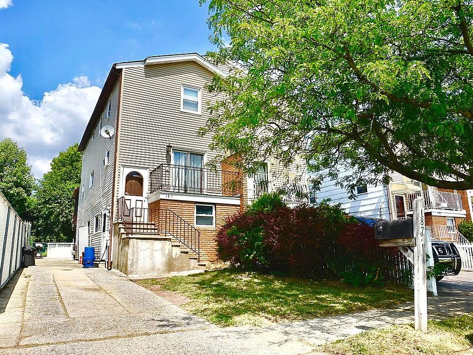 1st image of 187 Ada Dr