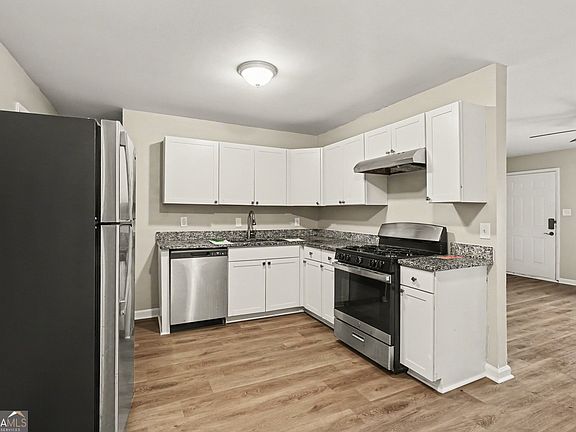 4th image of 2328 Emerald Lake Ct
