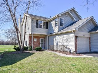 135 Golfview Dr, Glendale Heights, IL 60139