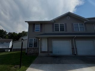 1447 W Westwind Ct, Bloomington, IN 47403