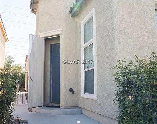 2nd image of 7352 Savannah Falls St