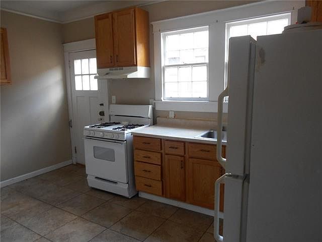 2nd image of 2729 Orleans Ave