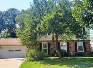 1610 Park Forest Dr, Toledo, OH 43614