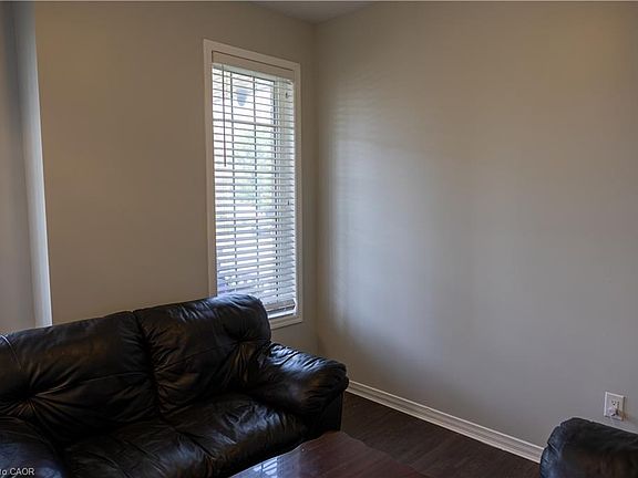 3rd image of 20 Gillespie Dr