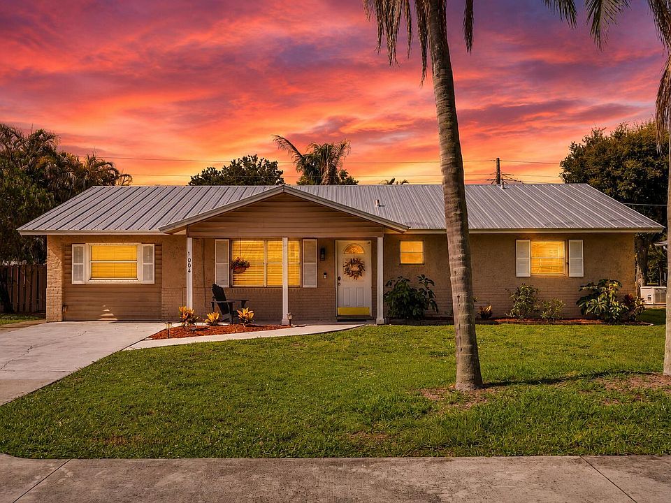 1st image of 1004 NW 16th Place