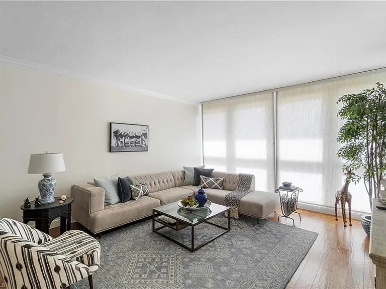 4031 Gulf Shore Blvd N #25 — Photo 5