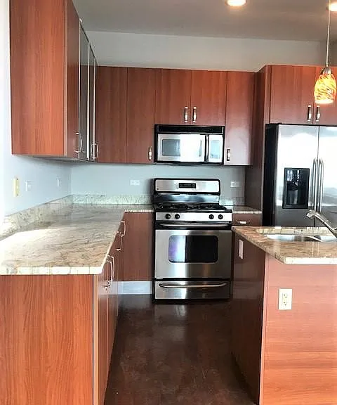 908 N Ashland Ave #3 — Photo 4