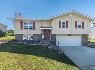 4608 Shoshone Trl, Saint Charles, MO 63304