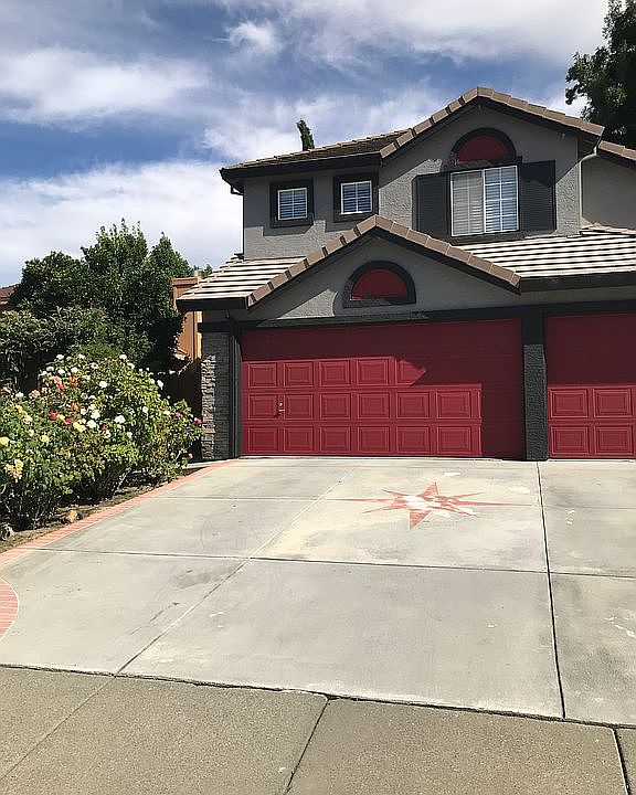 1st image of 848 Celestine Cir