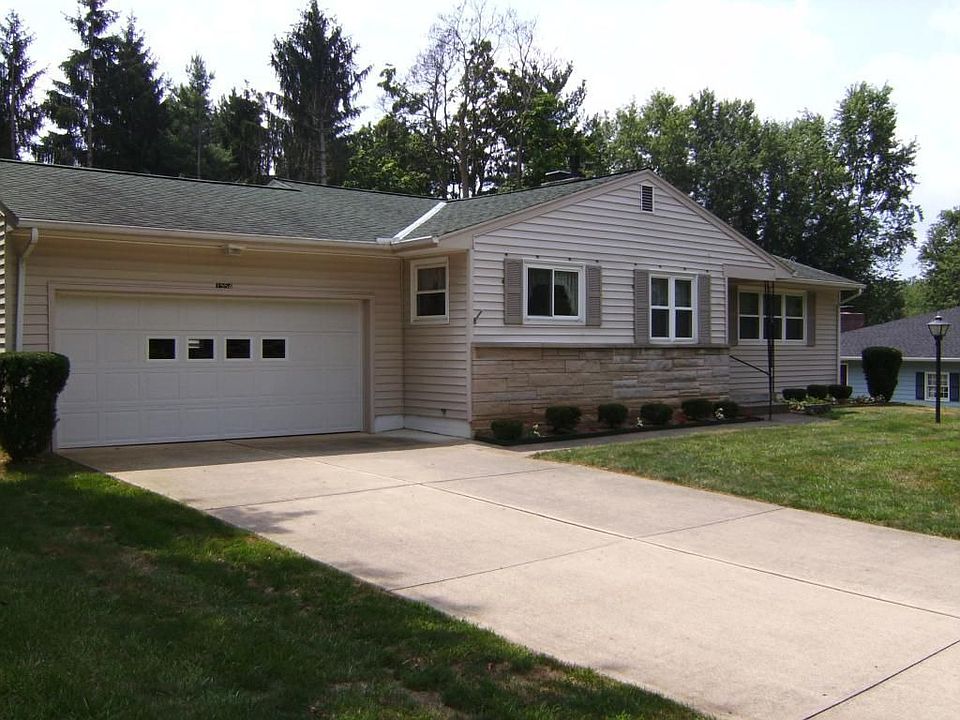 1st image of 1554 Lynn Dr