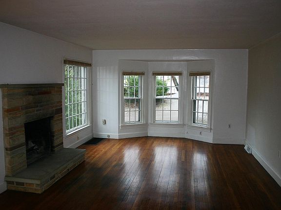 Living room with fireplace
