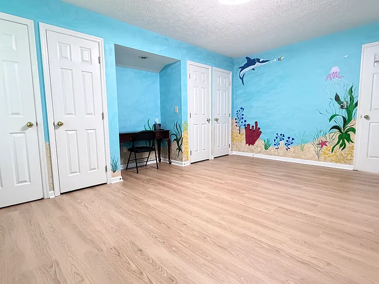 6112 Tarn Cir — Photo 32