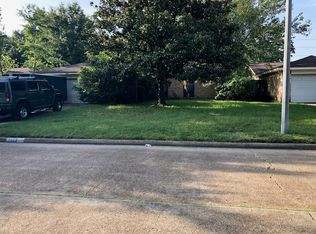 8206 Round Bank Dr, Houston, TX 77064