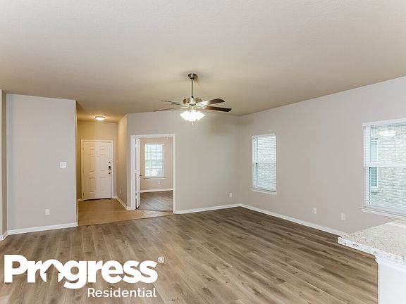 3rd image of 7923 Deepwell Dr